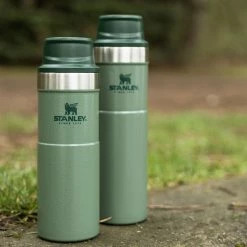 Stanley Classic Trigger Action Travel Mug 20oz 22 Stanley Classic Trigger Action Travel Mug 20oz -Camp Life Gear Store HAMGN D3 6